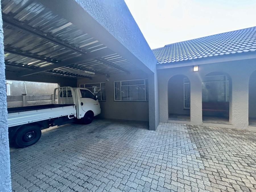 3 Bedroom Property for Sale in Stilfontein Ext 4 North West
